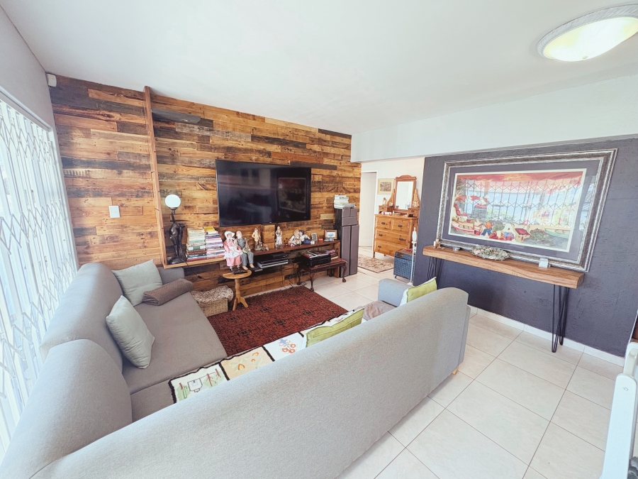 4 Bedroom Property for Sale in Yzerfontein Western Cape